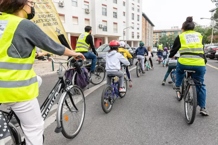 Comboios de bicicletas